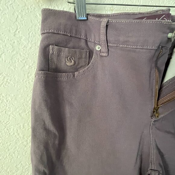 Gloria Vanderbilt “Amanda” Classic Fit Jeans – Size 6 – Mauve/Purple - Picture 6 of 6